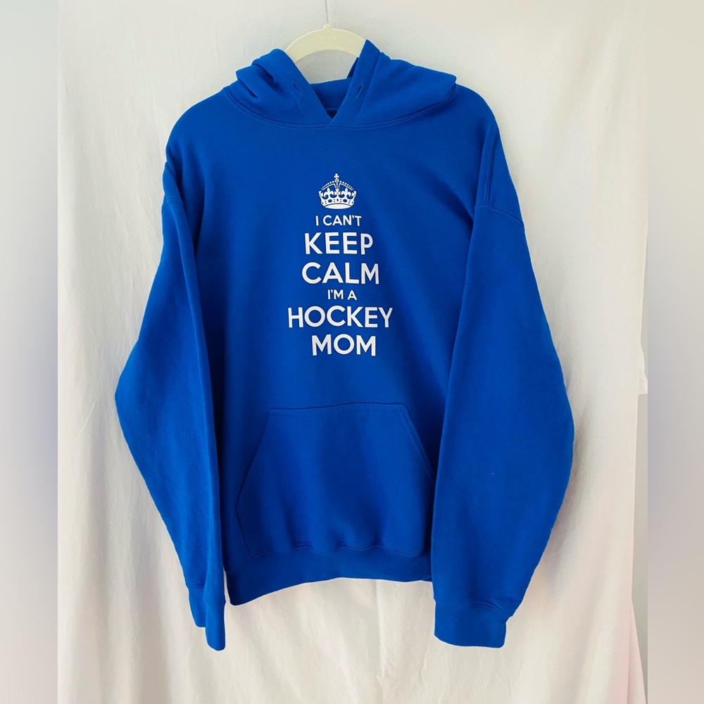 Women’s sweatshirt size medium